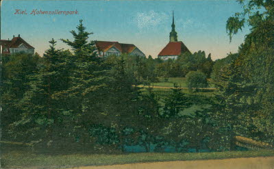 Historische Aufnahme: Blickrichtung Schillerstraße mit der Lutherkirche im Hintergrund, um 1900